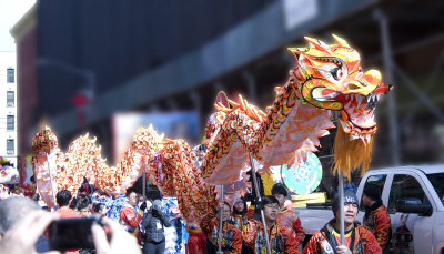 Dragon starting the parade