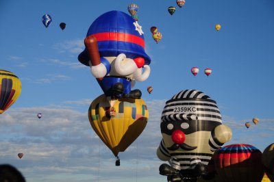 Albuquerque International Balloon Fiesta - Cop and Crook