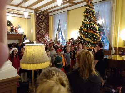 Childrens' Choir