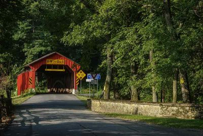 Approaching the Frog Hollow Covered Bridge