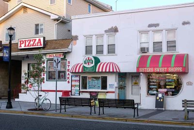 Pizza, Rita's, & a Candy Shoppe in Sea Isle