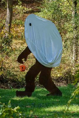 Looks Like Bigfoot is Ready for Trick or Treating!