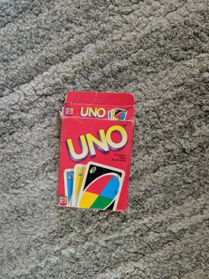 Uno_cards.jpg