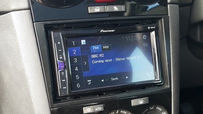 PIONEER MVH A200BT pic 3