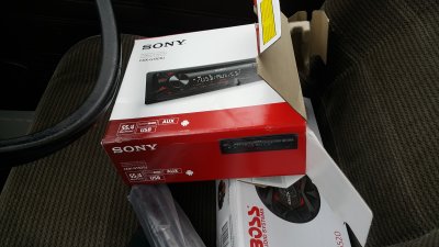 SONY CDX G1301U pic 2