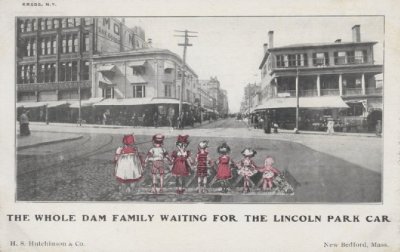 The Whole Dam Family Waiting for the Lincoln Park Car. (Westport Hist. Soc.)