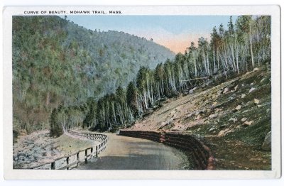 Curve of Beauty, Mohawk Trail, Mass. (Tichnor Cambridge card)