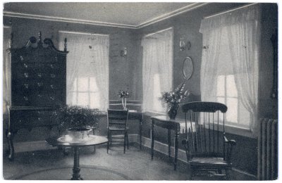 Ladies' Waiting Room Sweet Heart Tea House