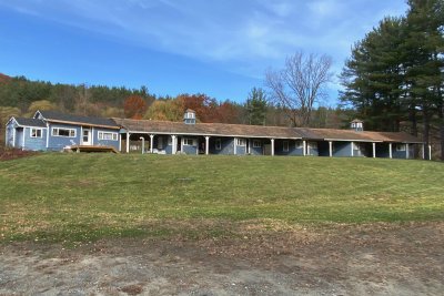 Gar-Cris Motel Charlemont, Mass. Route 2 Oct 2020