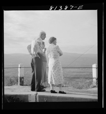 Tourists drive many miles to stand and look at the beautiful New England. Mohawk Trails, Massachusetts, FSA Oct 1941