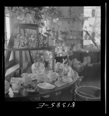 Wayside shops sell most anything small and useless. Mohawk Trail, Massachusetts, FSA Oct 1941 