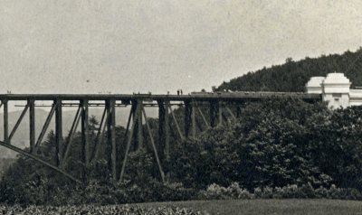 gallery: eastern Trail up to French King Bridge