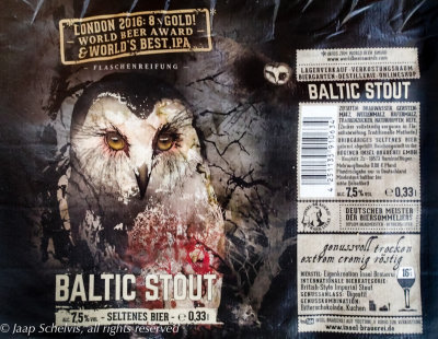 Kerkuil - Barn owl - Tyto alba - German stout beer