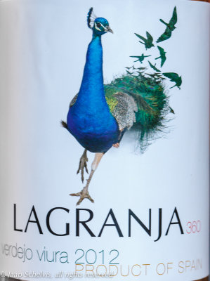 Blauwe Pauw - Blue peafowl - Pavo cristatus - Spanish white wine 2008