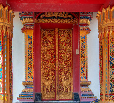 Wat Rong Khut Phra Wihan Side Entrance Doors (DTHCM2717)