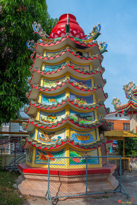 San Jao Munnithi Kan Kuson Fireworks Pagoda (DTHU0367)