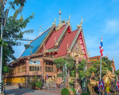 Wat Tai Phrachao Yai Ong Tue Wihan Celebrating the Glory of the Kingdom (DTHU0329)