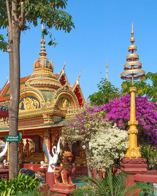 Wat Tai Phrachao Yai Ong Tue Monthop Chedi Phra Yod Thong Ong Tu (DTHU0057)