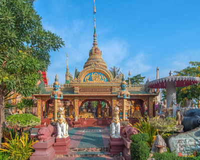 Wat Tai Phrachao Yai Ong Tue Monthop Chedi Phra Yod Thong Ong Tu (DTHU0059)