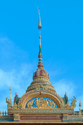 Wat Tai Phrachao Yai Ong Tue Monthop Chedi Phra Yod Thong Ong Tu Dome and Spire (DTHU0333)