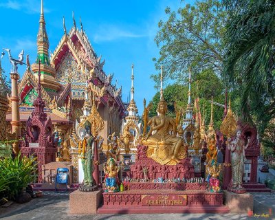 Wat Tai Phrachao Yai Ong Tue Vishnu Shrine (DTHU0334)