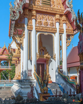 Wat Pha Kaeo Noi Phra Ubosot Entrance (DTHU0878)
