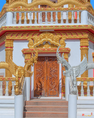 Wat Dong Bang Nuea Phra Chedi Entrance (DTHU0901)
