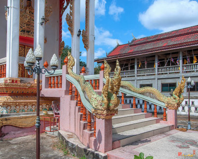 Wat Huai Phai Phra Ubosot Entrance (DTHU0952)