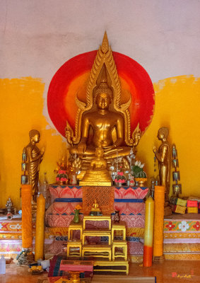 Wat Sawang Arom Phra Ubosot Buddha Images (DTHU0996)