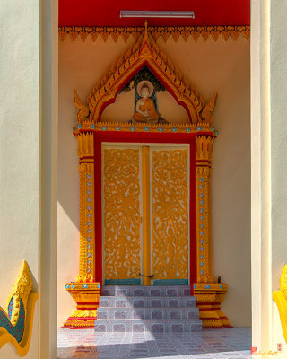 Wat Si Mueang Mai Phra Ubosot Entrance (DTHU1032)