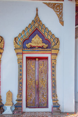 Wat Luang Sumang Khlaram Phra Ubosot Doorway (DTHSSK0021)