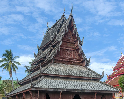 Wat Thung Si Muang Scripture Hall or Library Hor Trai Klang Nam (Tripitaka Hall) Roof and Gables (DTHU1109)