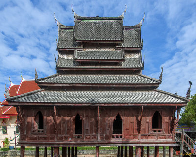 Wat Thung Si Muang Scripture Hall or Library Hor Trai Klang Nam (Tripitaka Hall) (DTHU1110)