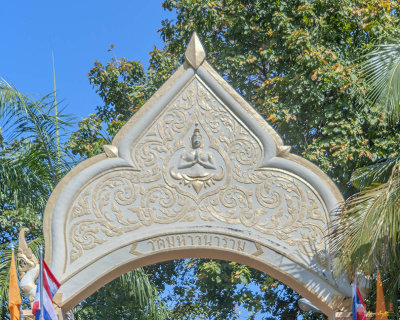 Wat Mahawanaram Temple Gate (DTHU0662)