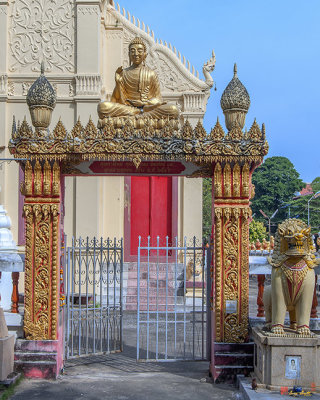 Wat Suthatsanaram Phra Ubosot Wall Gate (DTHU0382)