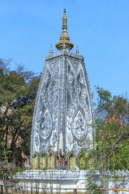 Wat Nong Bua Corner Stupa (DTHU0142)