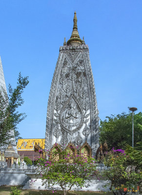 Wat Nong Bua Corner Stupa (DTHU0145)