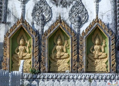 Wat Nong Bua Corner Stupa Base (DTHU0151)