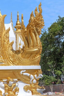 Wat Nong Bua Phra That Chedi Si Maha Pho Corner Makara and Naga (DTHU0446)