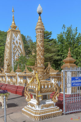 Wat Nong Bua Lamp Post (DTHU1263)