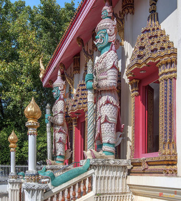 Wat Pathum Malai Phra Ubosot Guardians or Yaksha (DTHU0226)