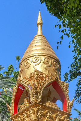 Wat Pathum Malai Phra Buddha Chayanit Chedi Pinnacle (DTHU1371)
