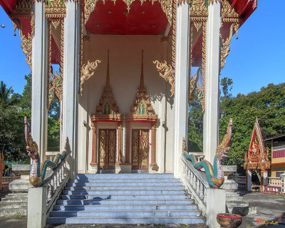 Wat Nikom Kitiyaram Phra Ubosot Entrance (DTHU1431)