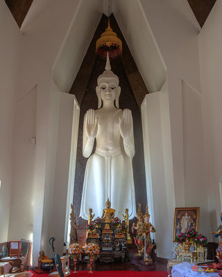 Wat Sala Loi Phra Ubosot Abhaya Mudra Buddha Image (DTHNR00)