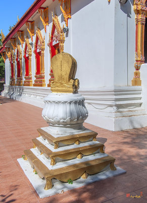 Wat E-San Phra Ubosot Boundary Stone (DTHNR0103)
