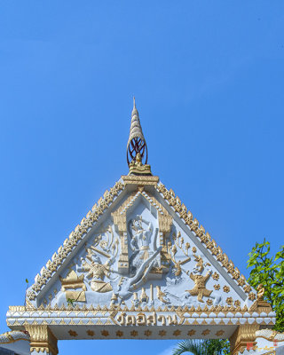Wat E-San Temple Gate (DTHNR0107)