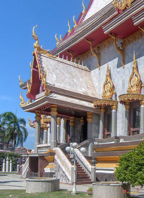 Wat Phayap Phra Ubosot Side Entrance (DTHNR0117)