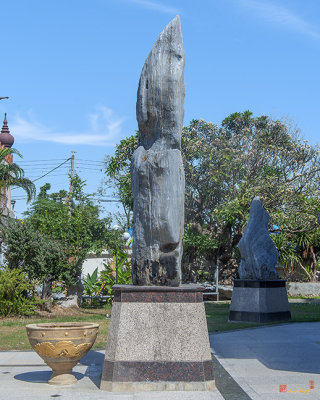 Wat Phayap Phra Ubosot  Boundary Stone (DTHNR0128)