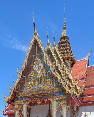 Wat Sakae Phra Ubosot Side Entrance Gable (DTHNR0151)