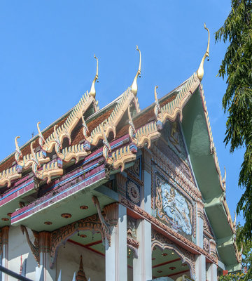 Wat Samo Rai Phra Ubosot Gable (DTHNR0223)